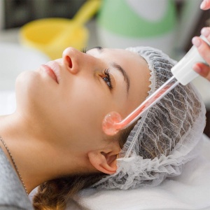 Aparat Electroderm Pentru Masaj Facial SeveShop®, 4 Electrozi Sticla Interschimbabili, Tehnologie De Inalta Frecventa, 3 Moduri Tratament, Anti Acnee, Anti Riduri, Anti Celulita, Rejuvenare Ten, Stimulare Colagen, Lifting, 10W, Alb - Img 2
