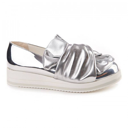 Sneakers trendy Samantha Arginto