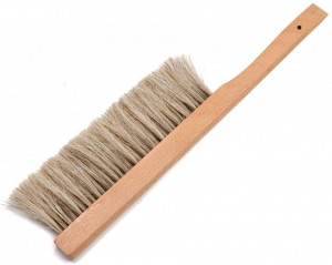Spazzola per api con 1 fila di peli naturali con pelo scuro e manico in legno