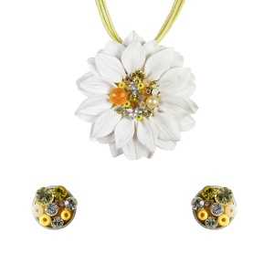 Set handmade cu cercei bobite cu cristale, model 34