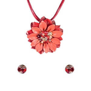 Set handmade cu cercei bobite cu cristale, model 76