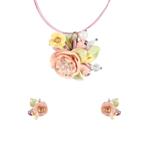 Set handmade cu cercei bobite cu cristale, model 62