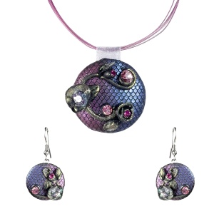 Set handmade cu cercei lungi cu cristale, model 68