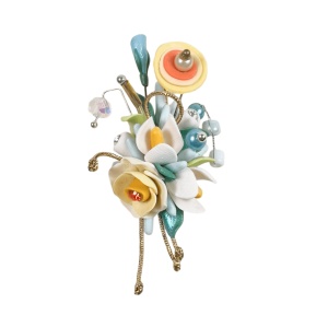 Martisor tip brosa, model 25MBR053