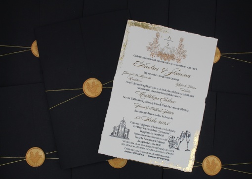 Invitație Botez și Cununie cu Plic Negru Elegant, Sigiliu Aur și Foiță Decorativă