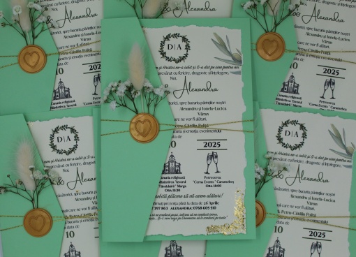 Invitație Nuntă cu Plic Verde Mentă, Foită Aurie și Sigiliu Inimă