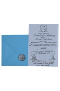 Invitație de nuntă și botez albastru deschis cu sigiliu argintiu