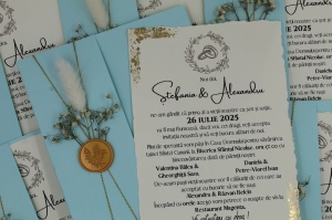 Invitație Nuntă Floarea Miresii cu Plic Albastru - Img 3