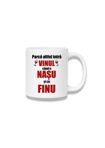 Cană ceramică 380 ml – Parcă altfel intră vinul – nașu și finu, roșu