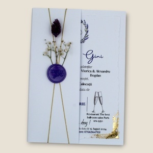 invitatie-cu-foita-aurie-si-snur