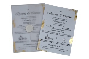 Invitație Nuntă Transparentă cu Foiță Aurie și Sigiliu Inimă Albă