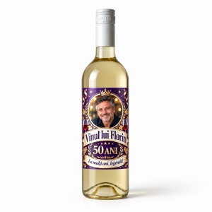 Vin alb personalizat – 50 ani – La mulți ani, legendă! | Cu poză