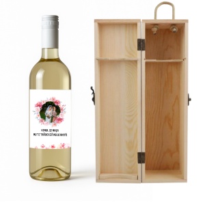 Vin personalizat cu poză – cadoul romantic perfect pentru orice aniversare sau moment special.