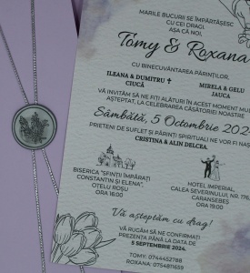 invitatie-mov-cu-accent-metalic