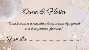 Plic de bani nuntă elegant în nuanțe gri cu detalii aurii, perfect pentru mese organizate și un decor rafinat