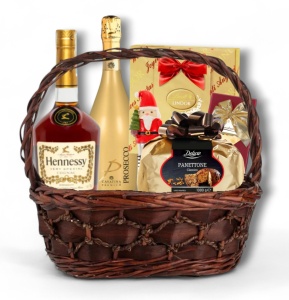 Coș Cadou Premium cu Hennessy, Prosecco și Panettone – Cadou Elegant de Sărbători