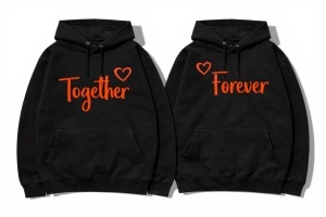 Hanorace personalizate pentru cupluri „Together Forever” – Valentine’s Day