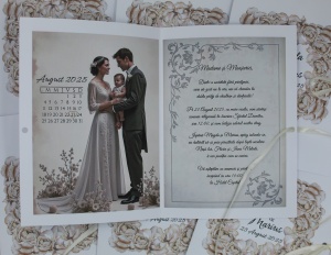 Invitație Nuntă/Botez Stil Carte Crem cu Fundiță - Img 4