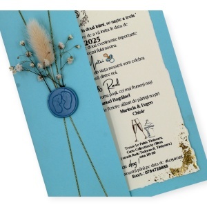 Invitație handmade pentru botez cu design rafinat