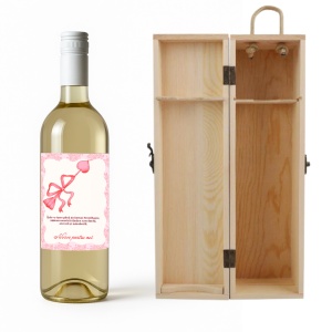 Cadou romantic premium cu vin roșu personalizat și mesaj de dragoste.