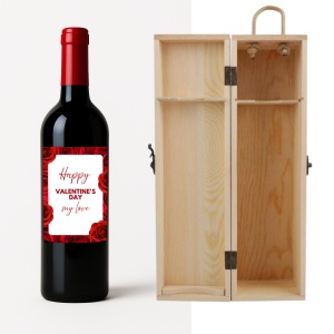 Vin personalizat Valentine’s Day cu design romantic și cutie din lemn cu deschidere tip ușă