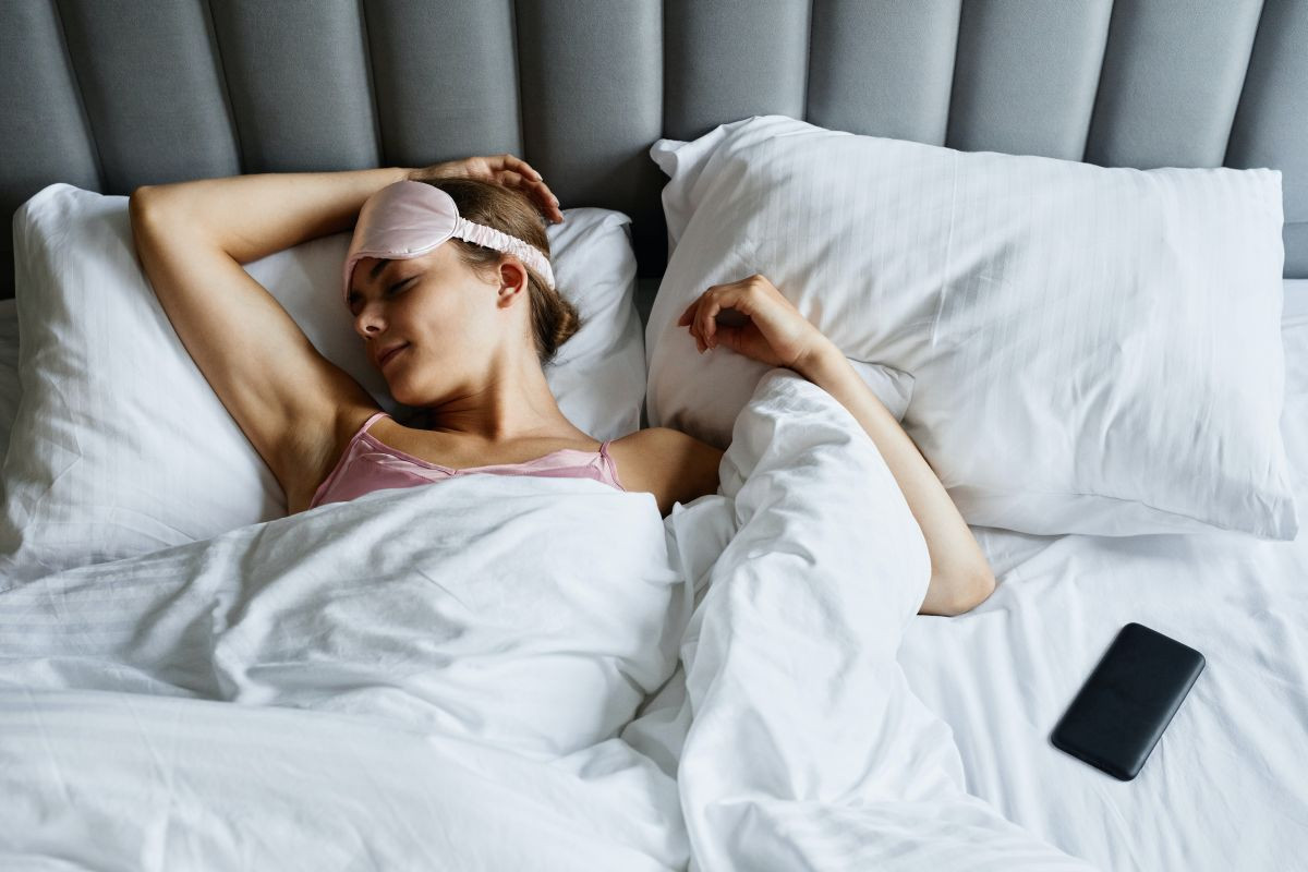 Monitorizare somn: 3 aplicatii care te ajuta sa iti controlezi calitatea odihnei