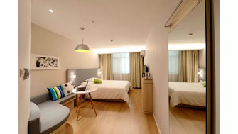 Dormitor modern în 2026: idei simple pentru un spațiu confortabil