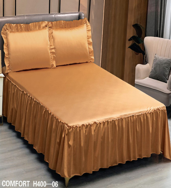 Husa de pat cu volan, material tip saten, pat 2 persoane, bej inchis, H400-06