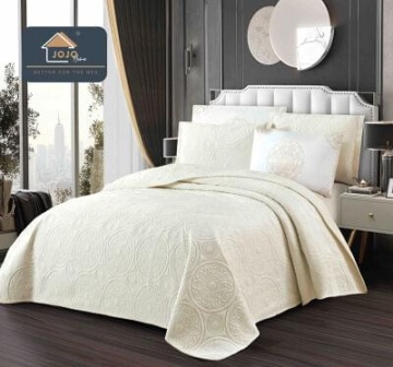 Cuvertură matlasată 5 piese crem 220×240 cm | JoJo Home