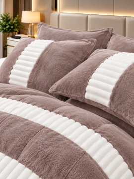 Lenjerie Cocolino taupe – detaliu set Johnny Home