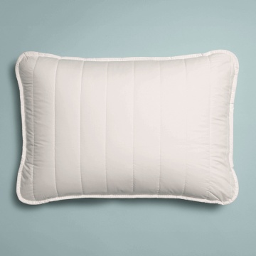 Pernă Othello Clara matlasată 50x70 cm cu 5% puf și 95% pene de gâscă – imagine 8