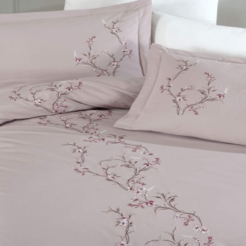 Dantela Vita, lenjerie de pat 2 persoane, cu broderie, bumbac poplin, 6 piese, bej, Lia – fotografie de prezentare a produsului