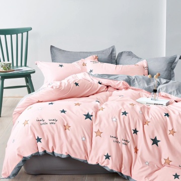 Lenjerie Pat Policotton 4 Piese | Johnny Home | Lovely Stars | Roz | 200×230 cm