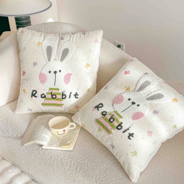 Pilotă copii 2 în 1 JoJo Home, crem, model iepuraș Rabbit - pernă decorativă