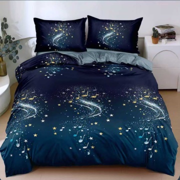 Lenjerie de pat cu elastic 2 persoane | bleumarin cu note muzicale si stelute | 4 piese | Policoton fin | Johnny Home