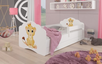 Pat copii ADRK CASIMO – 80x160 cm – cu somieră inclusă – cu ladă de depozitare – cu barieră de protecție – Leu – Alb