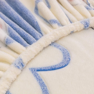 textura pufoasa a husei de pat cocolino cu elastic