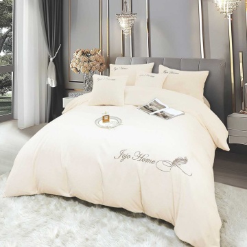 Set lenjerie de pat cu broderie, microfibra plusata, pat 2 persoane, 6 piese, crem, LBB-01 – imagine de catalog a produsului