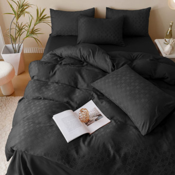 lenjerie de pat de culoare neagra