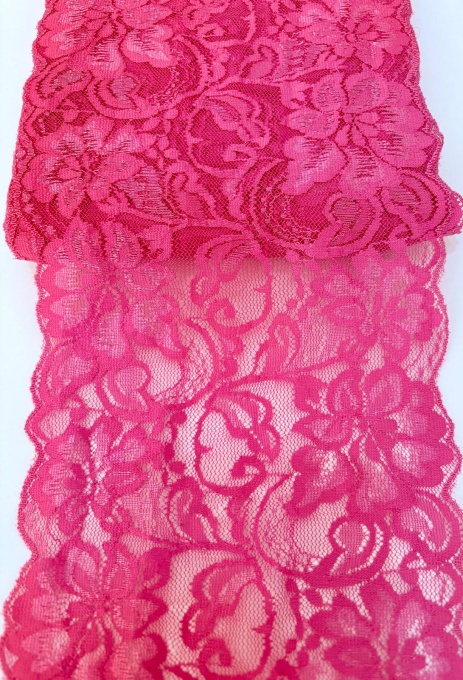 Dantelă elastică -siclam- 14cm