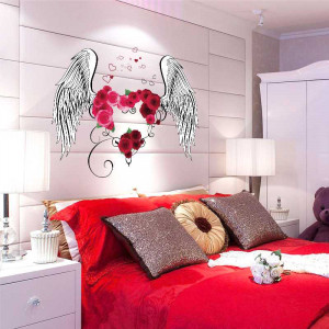 Sticker decorativ Aripi de Inger cu o inima din trandafiri 2