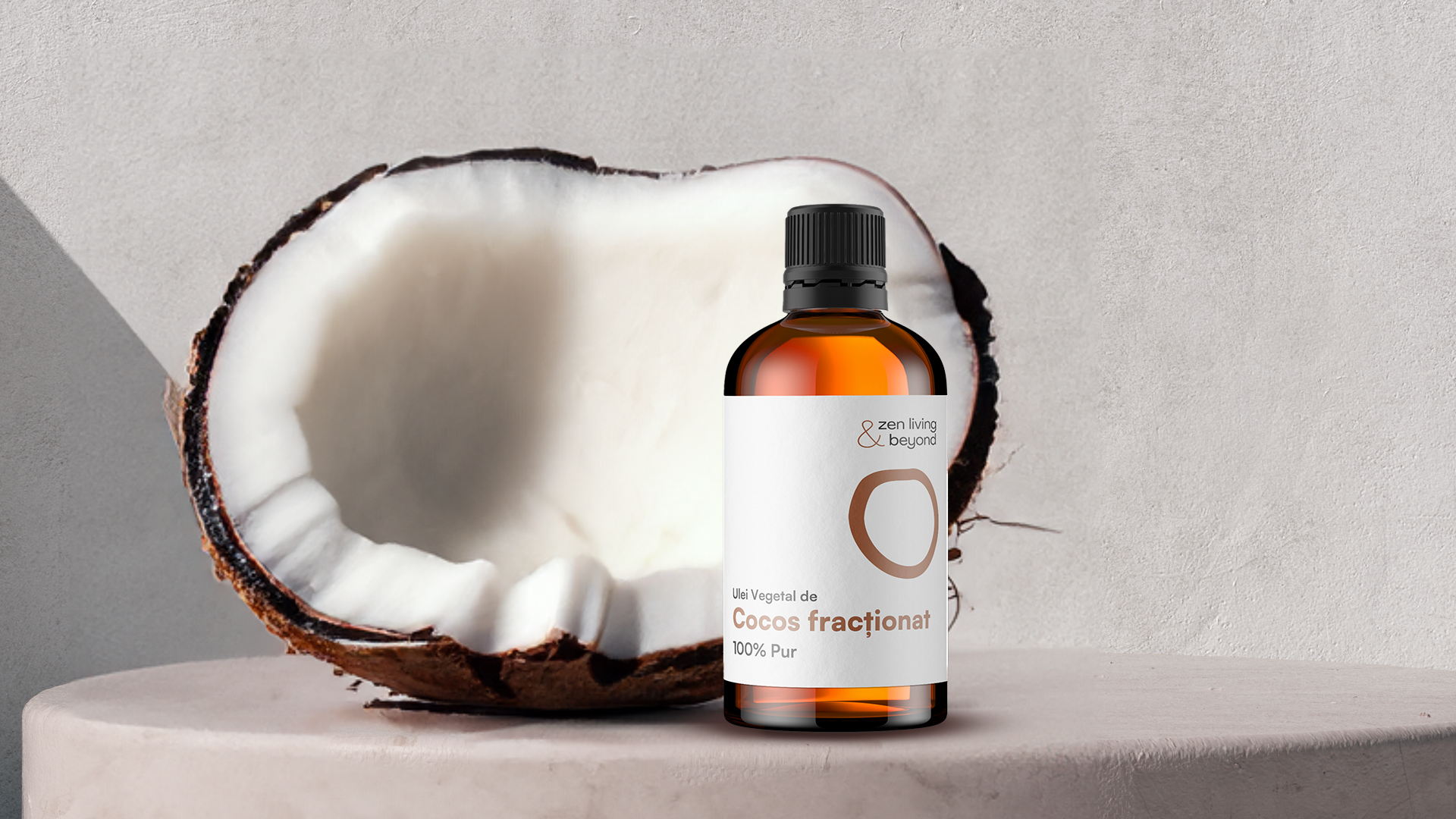 Uleiul Vegetal de Cocos Fracționat 100% PUR, 100 ML Zen Living & Beyond: Versatilitate și Hidratare Lejeră