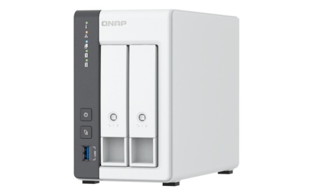 NAS QNAP 216G 2-Bay, CPU ARM 2.0GHz Quad core, RAM 4GB, 2.5"/3.5" SATA 6Gbps HDD (neincluse), LAN: 1 x 2.5GbE + 1 x GbE, USB3.2 Gen1: 1 USB2.0: 2, tower, adaptor alimentare, garantie 2 ani