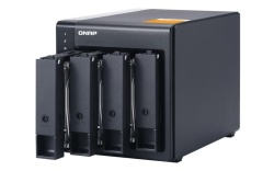 Server de fisiere QNAP TL-D400S, interfata SATA III, 2,5", 3,5" SATA, SAS, negru - Img 5