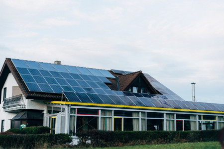KIT FOTOVOLTAIC COMPLET PROSUMATOR PANOURI SOLARE 10 KW - TRIFAZIC + Instalare si dosar prosumator