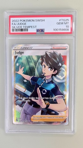 Judecător FA / JUDGE # TG25 / TG30 Full Art Ultra Rare (engleză) PSA 10 GEM MT - Img 2
