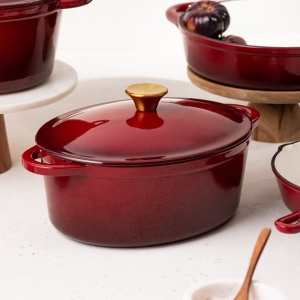 Set 4 vase din fontă emailată Homla Andreas, vișiniu ombre: oală 24 cm 4 L, oală joasă 28 cm, oală ovală 4,5 L și tigaie 26 cm - Img 20
