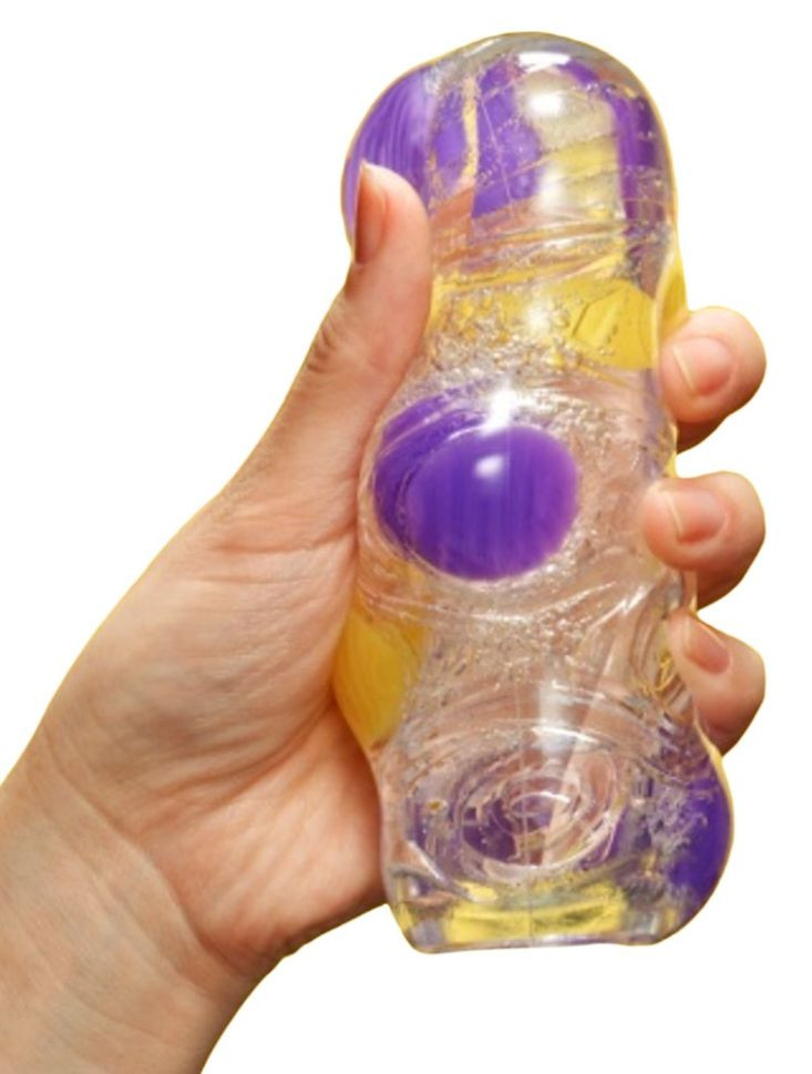 Masturbator reutilizabil cu un design cool Tenga Bobble