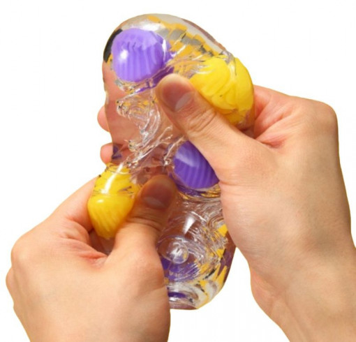 Masturbator reutilizabil cu un design cool Tenga Bobble - Img 3