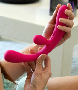 Vibrator iepure din silicon cu functie de incalzire Reflexx Rabbit 3 - cu incalzire